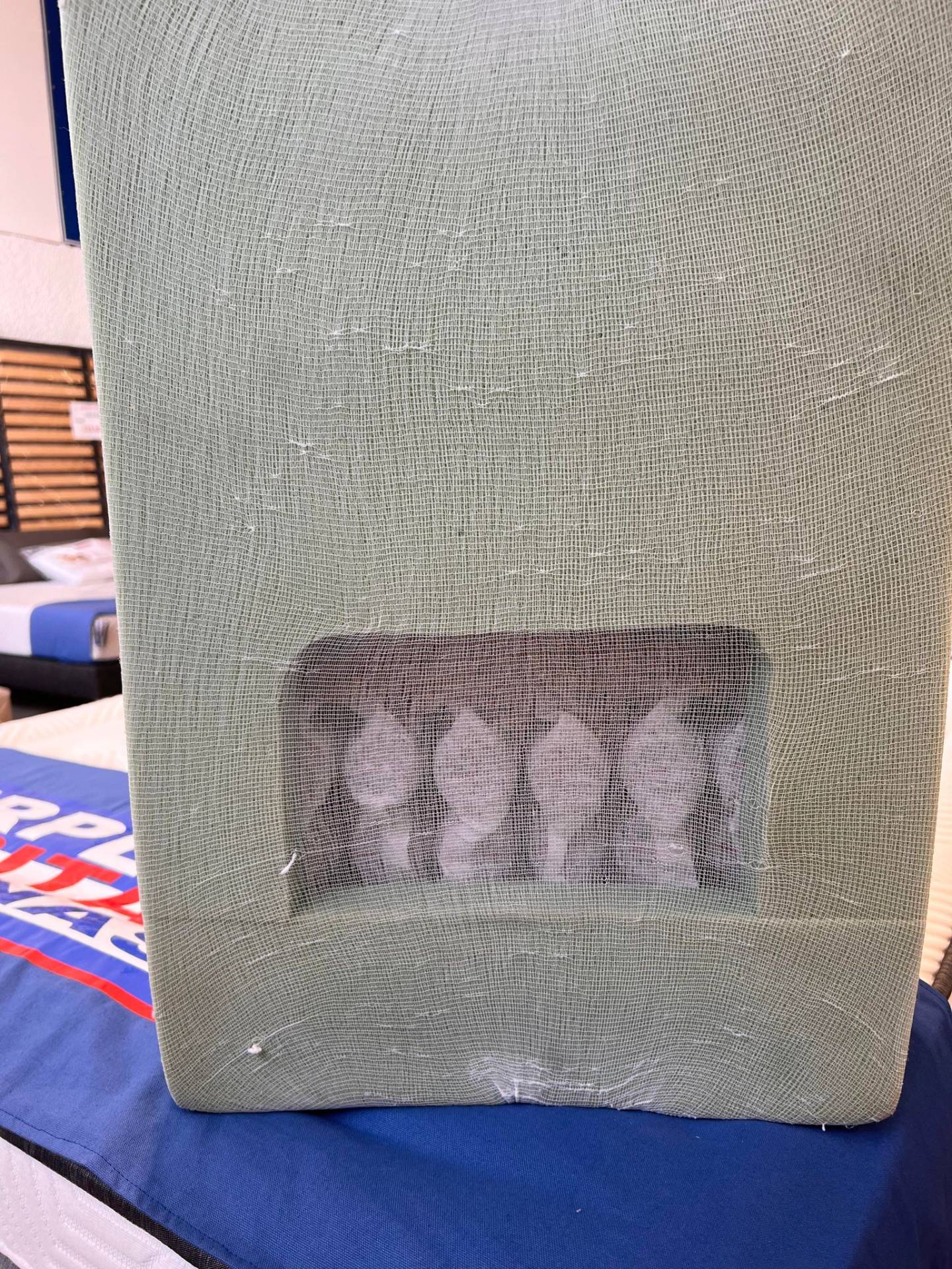 MATELAS A RESSORTS ENSACHES AVEC MEMOIRE DE FORME - site Surplus Habit 34